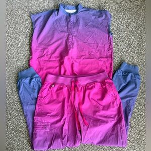 Figs “ombré sunset” pink purple blue scrub set, freex. fits size medium